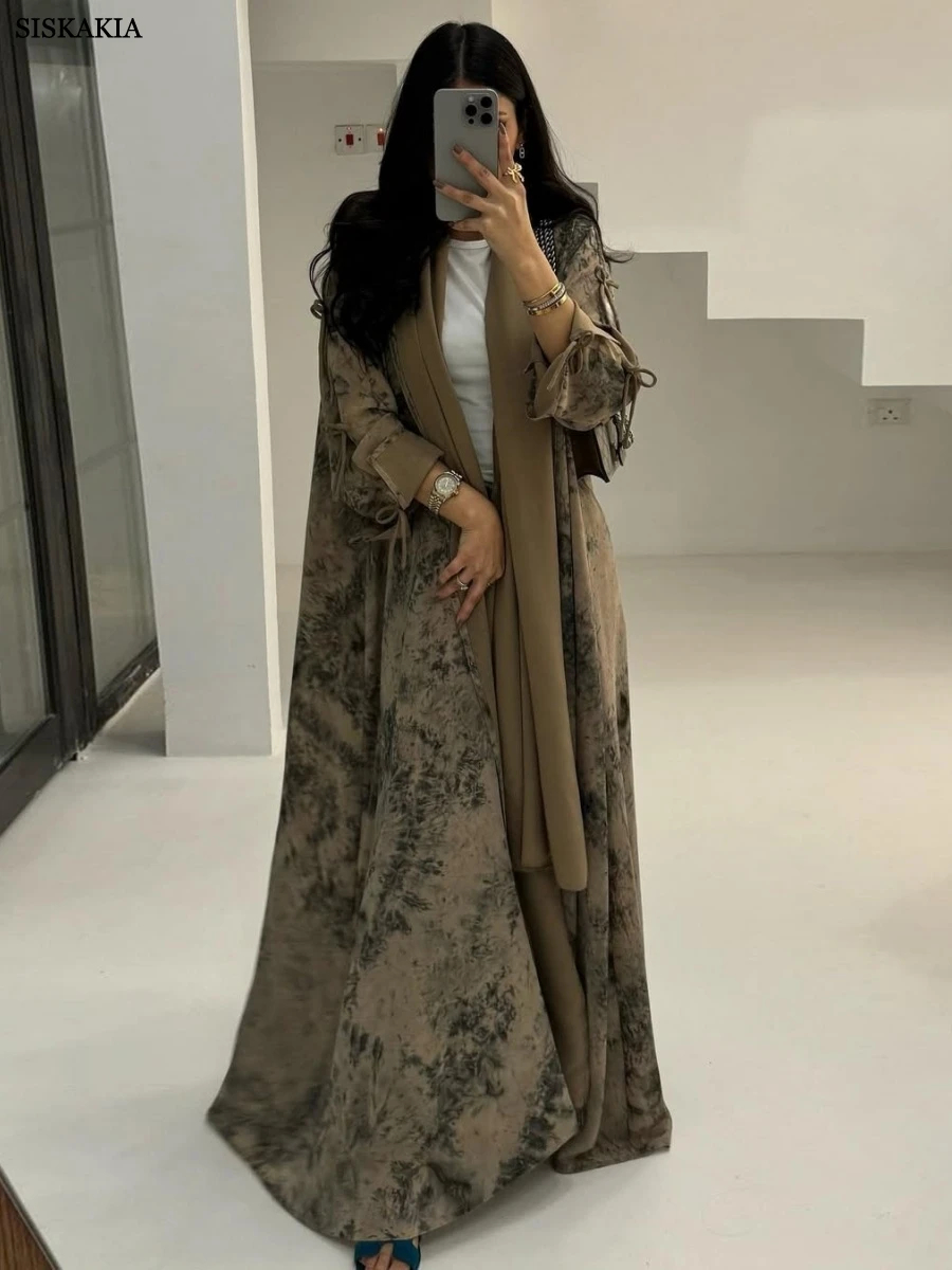 عبايات مفتوحة